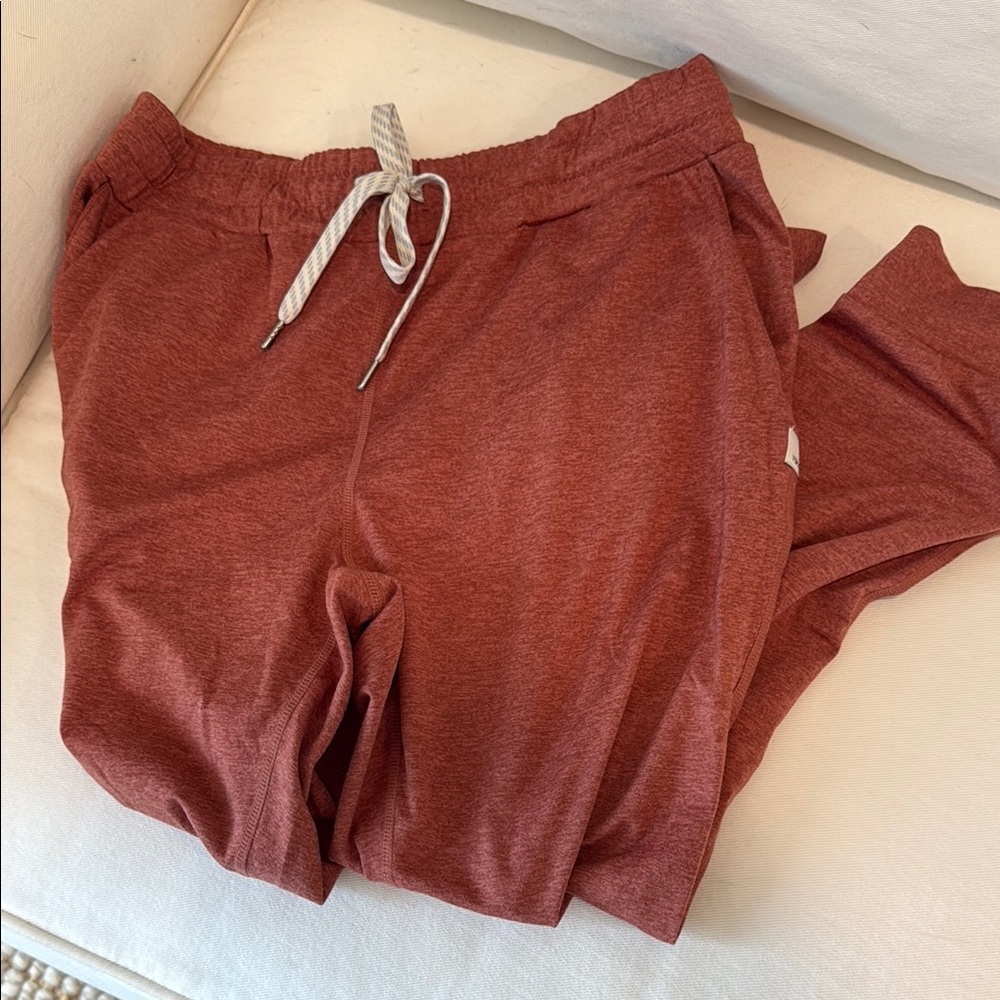 Vuori Performance Jogger Pants
